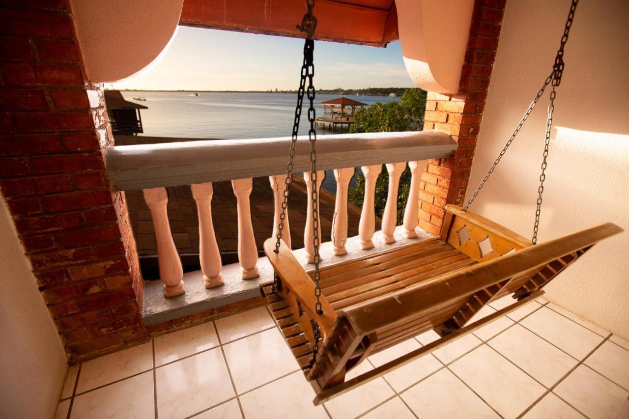 Sea Eye Hotel - Sunset Building Utila Luaran gambar